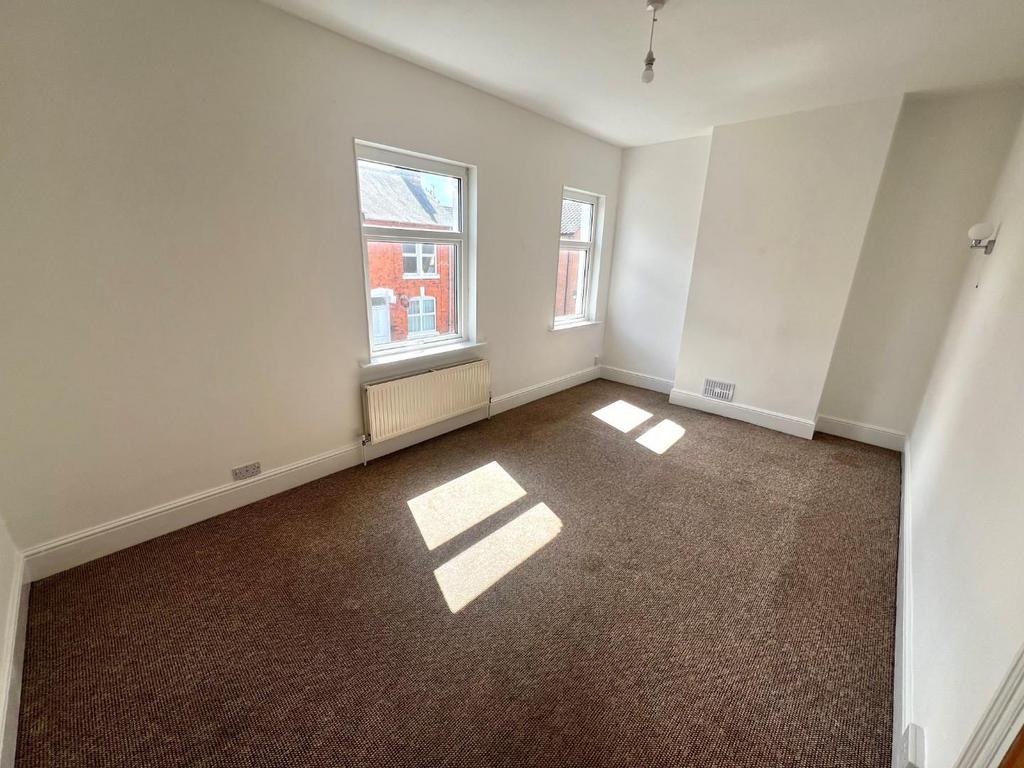 Bedroom One.jpg