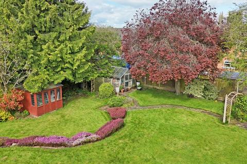 3 bedroom detached house for sale, Beeby Road, Scraptoft, Leicester