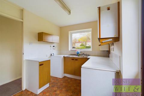 2 bedroom bungalow for sale, Elim Walk, Hastings