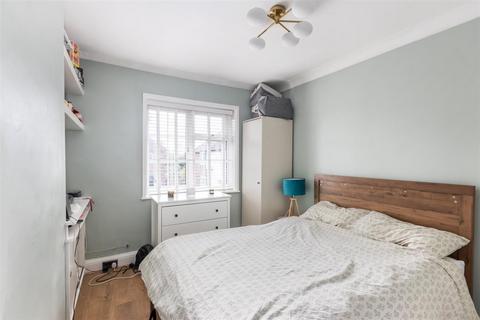 1 bedroom flat for sale, Glastonbury Road, Morden SM4