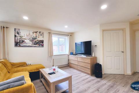 2 bedroom coach house for sale, Sunshine Walk, Coventry