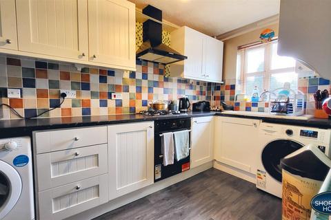 3 bedroom end of terrace house for sale, Stretton Avenue, Willenhall, Coventry, CV3 3HQ