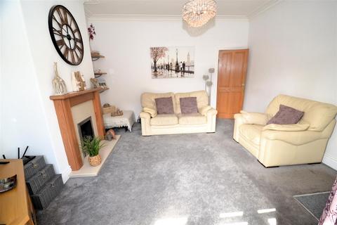 2 bedroom terraced house for sale, Victoria Terrace, Cleckheaton