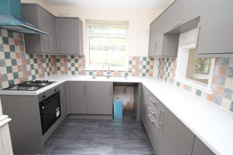 3 bedroom semi-detached house for sale, West Royd Drive, Shipley