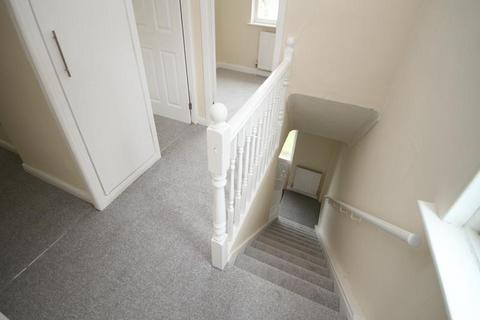 59 West Royd Drive, Shipley, BD18 1HL