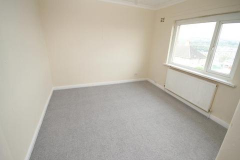 59 West Royd Drive, Shipley, BD18 1HL
