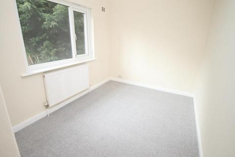 59 West Royd Drive, Shipley, BD18 1HL