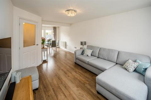 3 bedroom detached house for sale, Newson Court, Halifax HX3