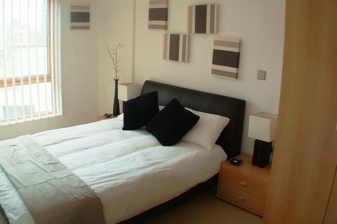 2 bedroom flat to rent, McClure House, Leeds Dock