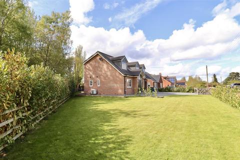 4 bedroom detached house for sale, Mill Lane, Seaton Ross, York