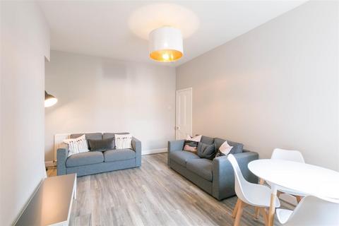 3 bedroom flat to rent, Glenthorn Road, Jesmond, Newcastle upon Tyne