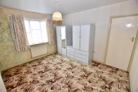 76 Barnfield Avenue, Allesley, Coventry, CV5 9GD