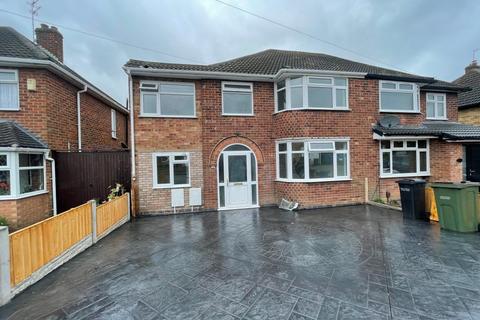 5 bedroom semi-detached house to rent, Bramcote Road, Leicester