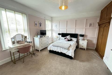 2 bedroom semi-detached house to rent, Elton Parade, Darlington