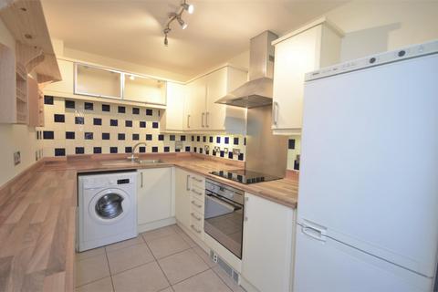 2 bedroom flat to rent, 315-317 Portswood Road, Southampton SO17