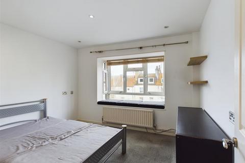2 bedroom flat for sale, High Street, Brighton