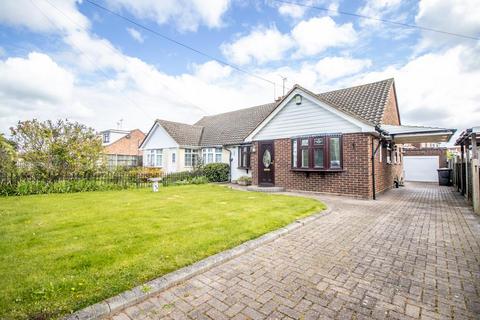 3 bedroom semi-detached bungalow for sale, Hainault Avenue, Rochford SS4