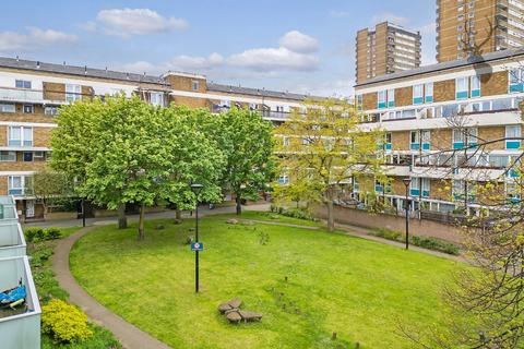 2 bedroom duplex for sale, Hitchin Square, Bow