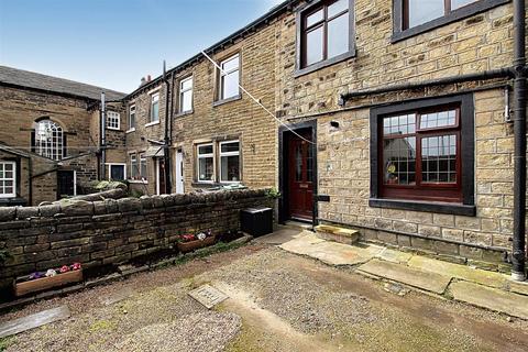 1 bedroom end of terrace house to rent, Westgate, Almondbury