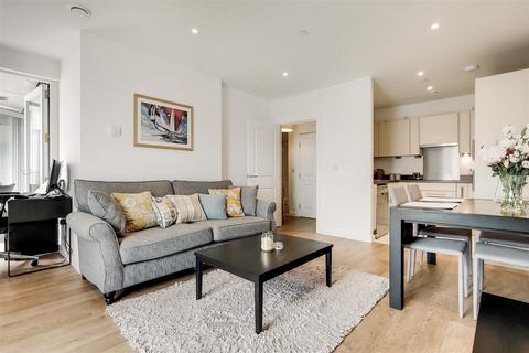 1 bedroom apartment for sale, Bessemer Place, North Greenwich SE10