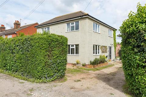 3 bedroom detached house for sale, Well Cottage, 7 Studds Lane, Colchester