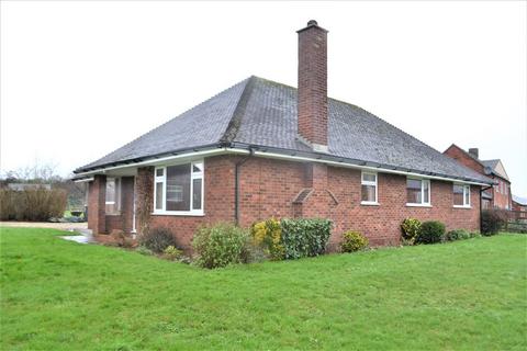 3 bedroom detached bungalow to rent, Fulfen Farm, Cappers Lane, Lichfield
