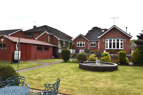 3 bedroom detached bungalow for sale, Old Penkridge Road, Cannock