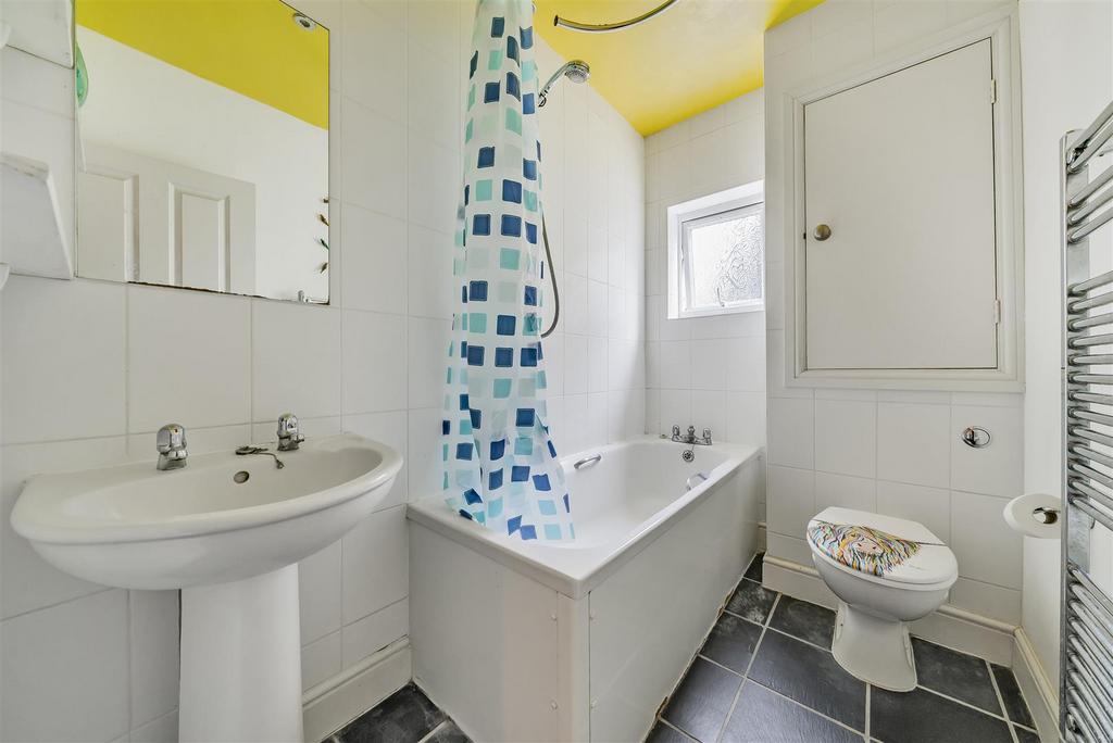 Family bathroom