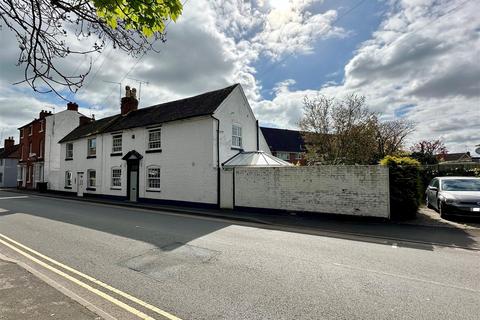 28 Evesham Street, Alcester, B49 5DW