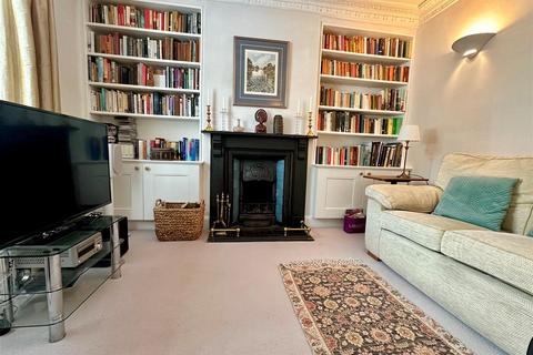 28 Evesham Street, Alcester, B49 5DW