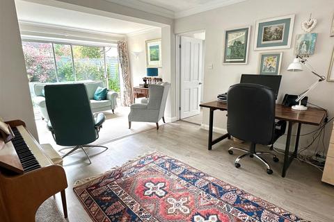 28 Evesham Street, Alcester, B49 5DW