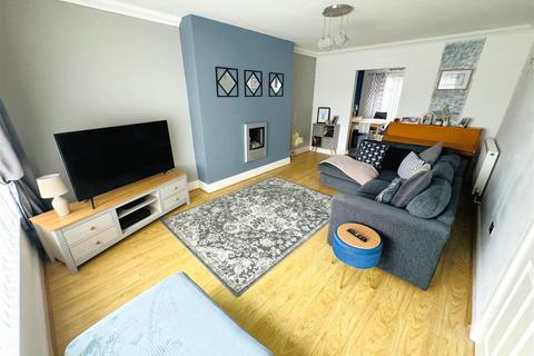 57 Cleviston Park, Llangennech, Llanelli, SA14 9UP
