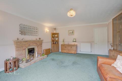 2 bedroom detached bungalow for sale, Willwell Drive, West Bridgford, Nottingham