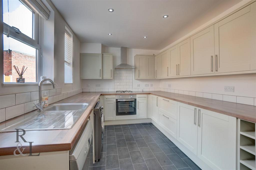 Exchange Road, West Bridgford... 3 bed semidetached house for sale £