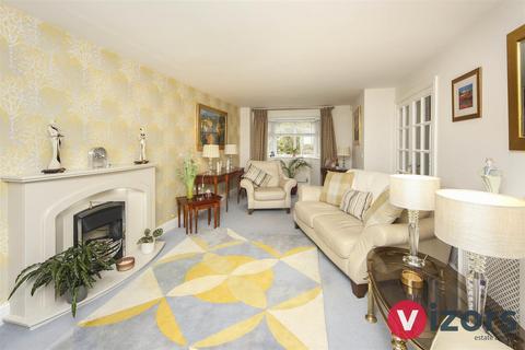 Lilly Cottage Hewell Lane, Redditch, B97 6QH