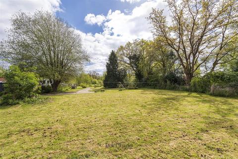 6 bedroom detached house for sale, London Road, Hurst Green, Etchingham