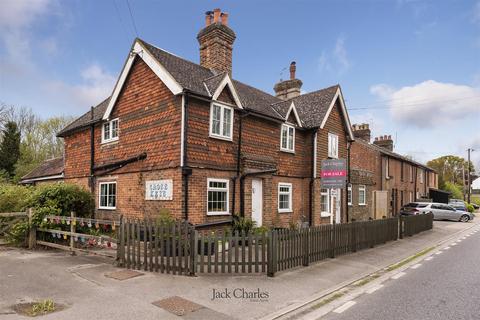 6 bedroom detached house for sale, London Road, Hurst Green, Etchingham