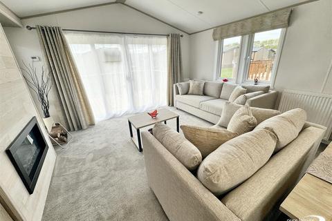 2 bedroom park home for sale, South Lakeland Leisure Village, Borwick Lane, Dock Acres, Carnforth