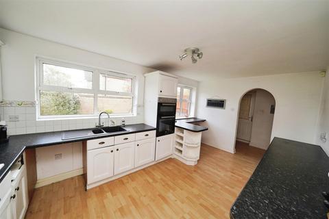 5 bedroom detached house for sale, Oak Hill, Willerby, Hull