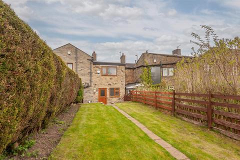 2 bedroom terraced house for sale, Victoria Place, Halifax