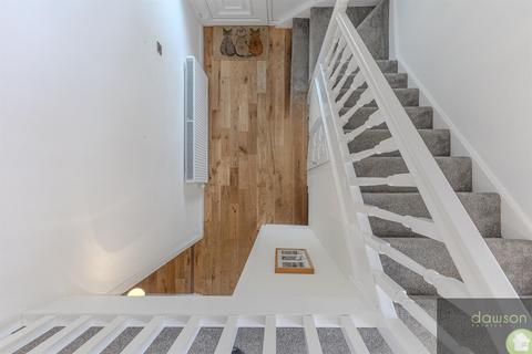 57 Roils Head Road, Halifax, HX2 0NJ