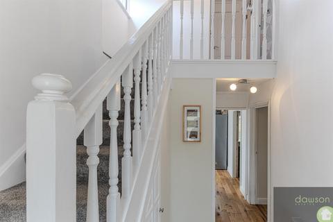57 Roils Head Road, Halifax, HX2 0NJ