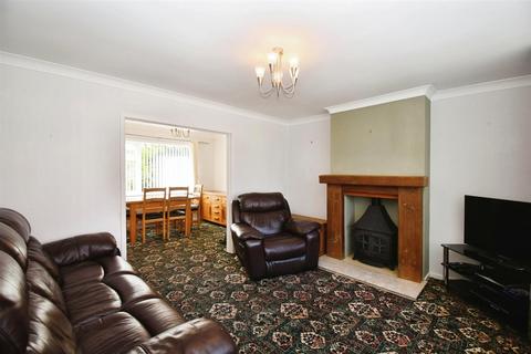 3 bedroom semi-detached house for sale, Hildyard Close, Anlaby, Hull