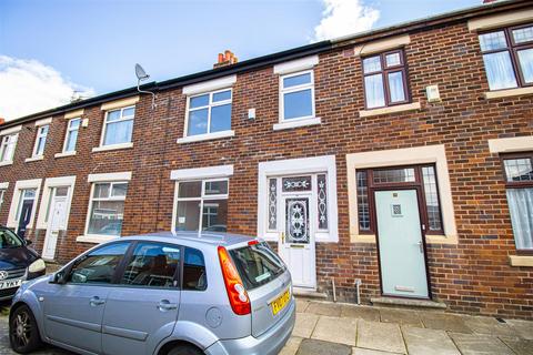 3 bedroom terraced house to rent, 3-Bed Terraced House to Let on Boundry Road, Preston