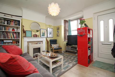 194 Belsize Avenue, Peterborough, PE2 9HX