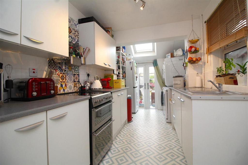 Kitchen.JPG