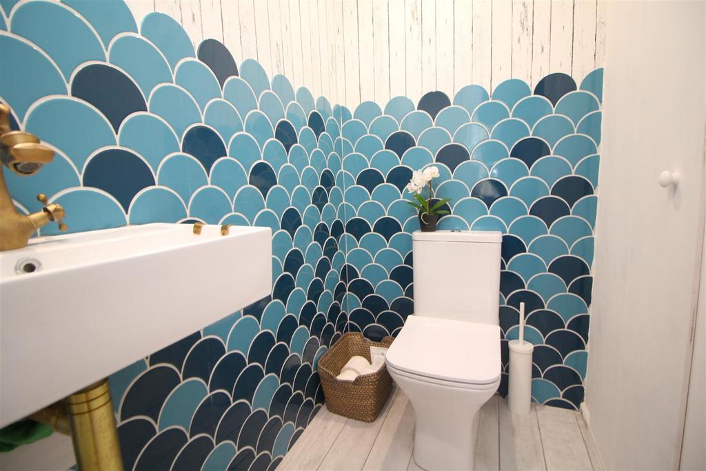 Cloakroom.JPG