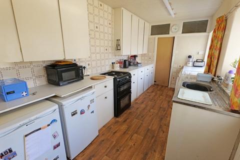 2 bedroom terraced house for sale, Wellington Street, Barnoldswick, BB18