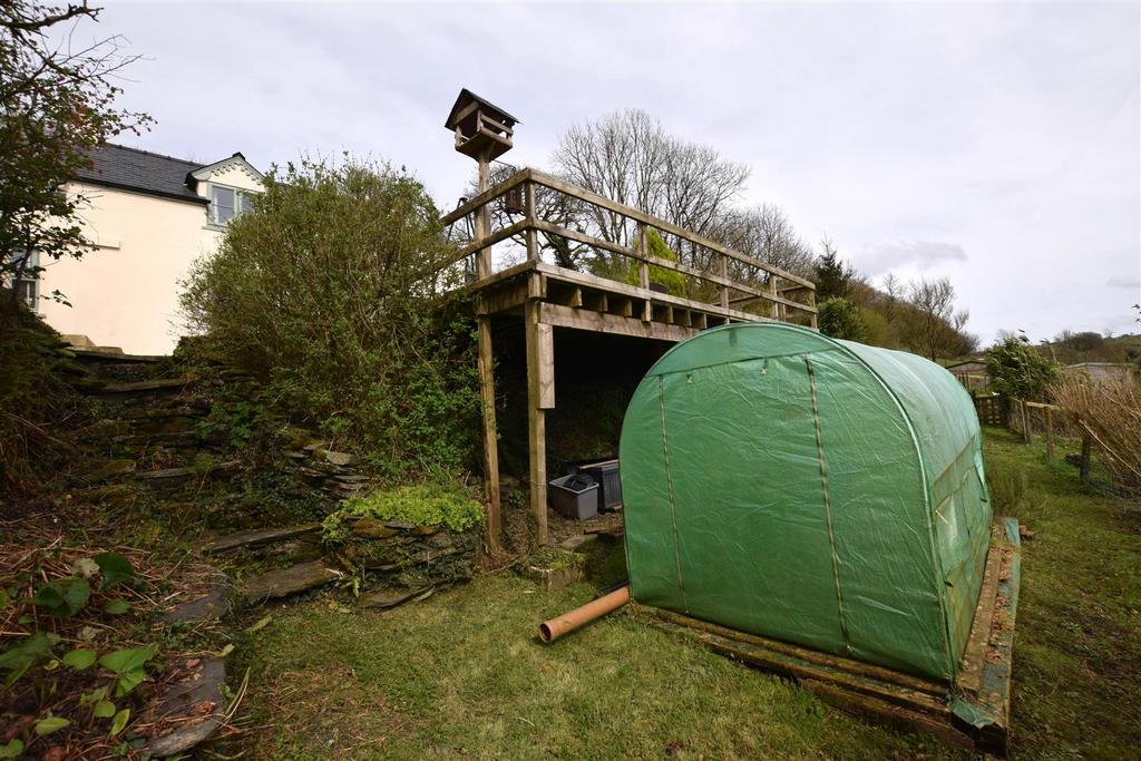 Poly Tunnel