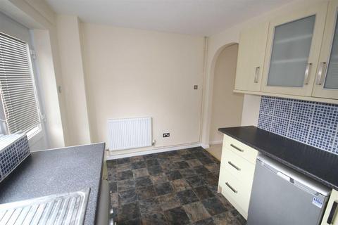 2 bedroom terraced house to rent, Lichen Close, Woodhall Park, Swindon